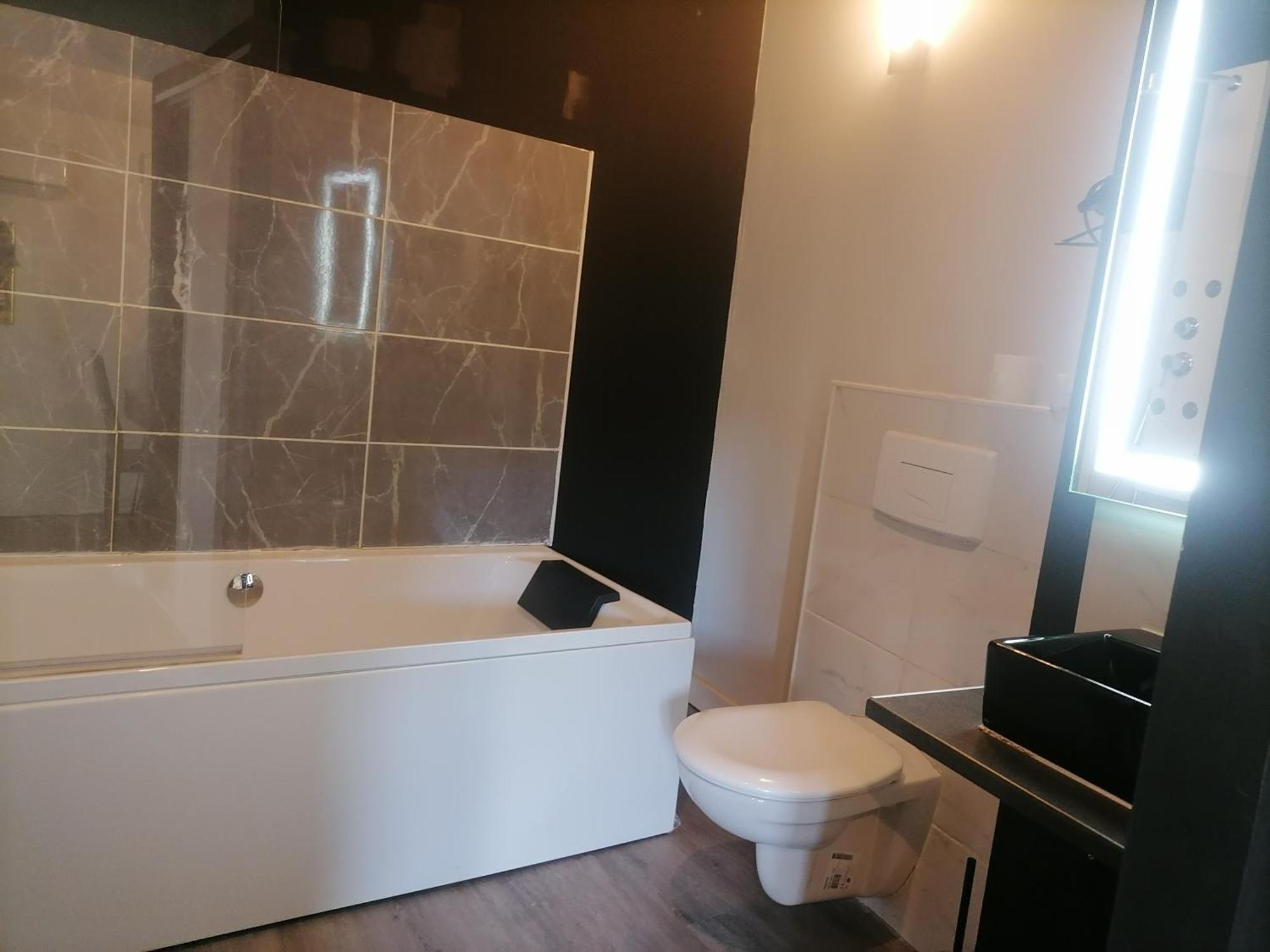 נרבון Studio Baignoire Centre Ville מראה חיצוני תמונה
